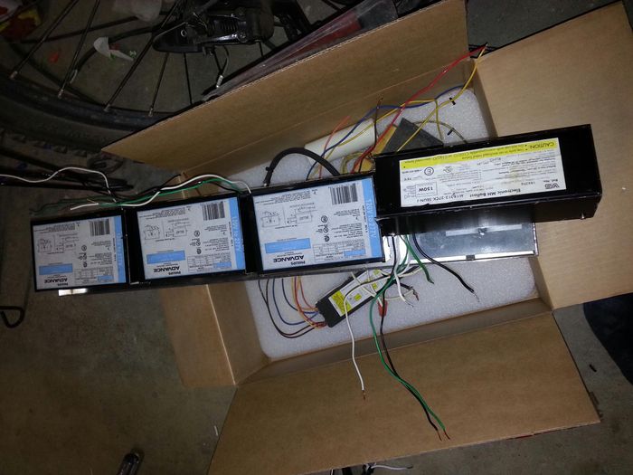 Advance electronic MH ballasts
MH electronic ballasts im using in the 4 lamp ultrabright vanity light 
Keywords: Gear