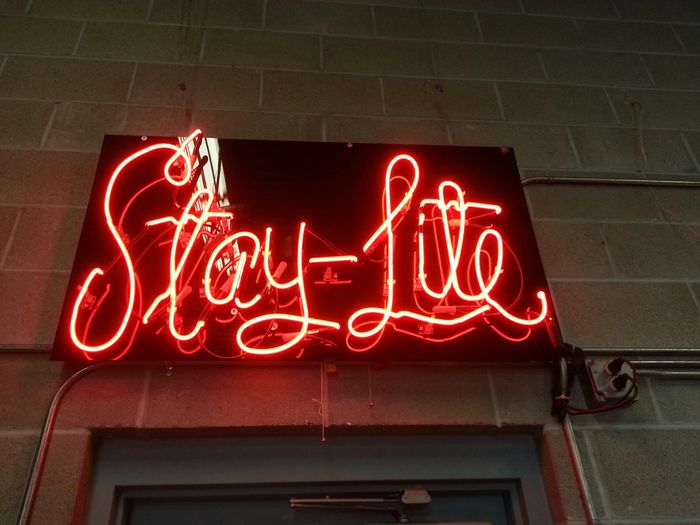 stay-lite
Visited corporate office in Pewaukee Wisconsin
Keywords: Lit_Lighting