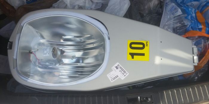 Other light from restore. OVH
Here's just a preview before I get home, it was only 35 dollars!
Keywords: American_Streetlights