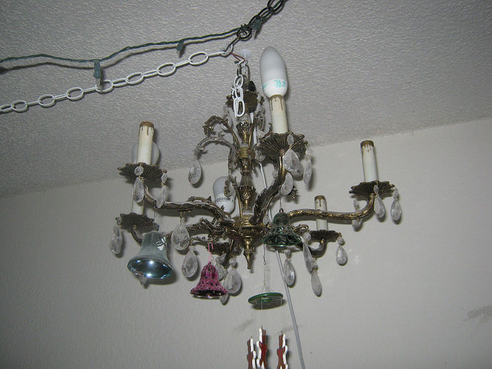 vintage 5 arm/light chandelier
vintage 5 arm/light chandelier
Keywords: Indoor_Fixtures