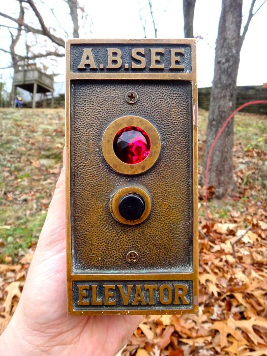 A.B. SEE Elevator button
Made in 1928
Keywords: Misc_Fixtures