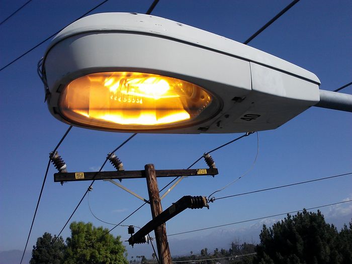 GE I repaired very close to 12kV
Replaced an igniter and bulb.
Keywords: American_Streetlights