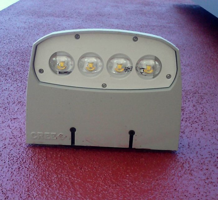 Cree LED Wall Light
Saw on the front of the same JITB
Keywords: Misc_Fixtures