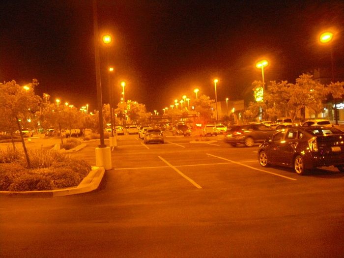LPS Parking Lot #2
Shoebox with 1 180w LPS in Temecula, CA
Keywords: American_Streetlights