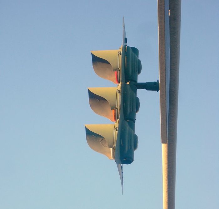 Econolite Bullseye w/ Cap Visors
These a rare in So Cali. Very common to find cap visors in snowy areas to prevent snow buildup. Now with LED signals there is little or no heat to melt snow on signal face like the incandescents have. This signal is in Chino, CA
Keywords: Traffic_Lights