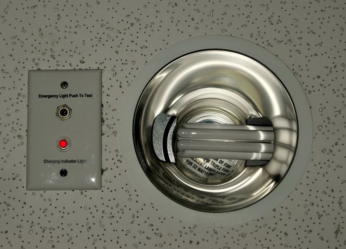 Emergency Lighting for Can Light, Bottom View
Showing test button and indicator light.
Keywords: Indoor_Fixtures