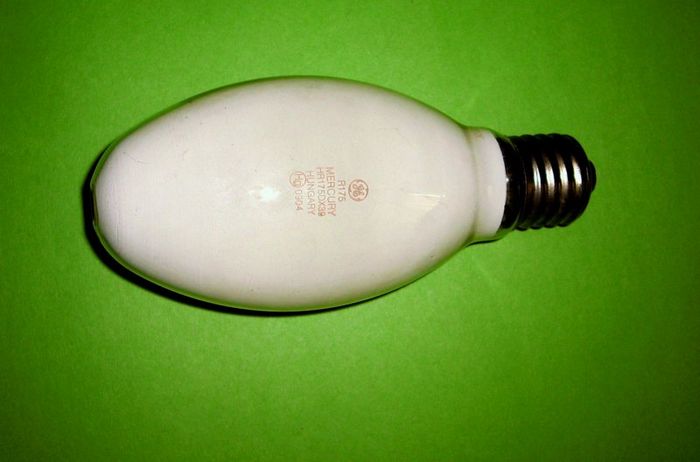 GE 175w 
Made in Hungary, was in one of the globe street lights, had a fried ballast. I put in a 65w twisty CFL,  4100K. I'll see what it looks like at night, also see how long the CFL lasts.
Keywords: Lamps