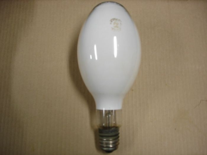 Philips 400W Mercury Vapour
Here's a coated 70's Philips 400W mercury vapor lamp.
Manufacture date: Oct. 1973
Base: Mogul E39
CRI: 50
Lamp shape: ED37
Made in: Holland
Lamp life: 24000+ hours
Ballast: H33
Keywords: Lamps