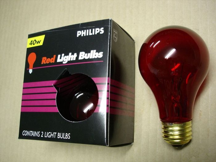Philips 40W Red
Here's a two pack of Philips 40W transparent red incandescent lamps.
Voltage:120V
Date: June 2000
Filament: CC-9
Lamp shape: A19
Made in: China
Base: Medium E26 Brass
Keywords: Lamps