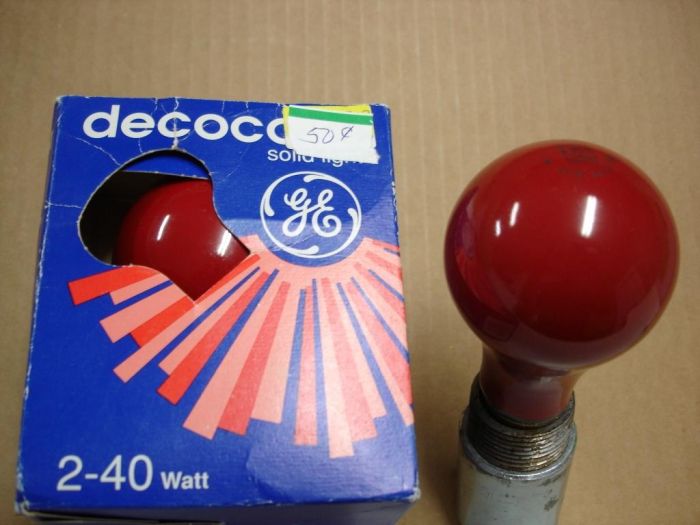 GE Coloured lamp
Here's a pack of red CGE Decocolor 40W lamps from the early 90's.
Voltage: 120V
Date: Early 90's
Lamp life: 1000 hours
Filament: CC-6
Lamp shape: A19
Made in: Canada
Base: Medium E26

Keywords: Lamps