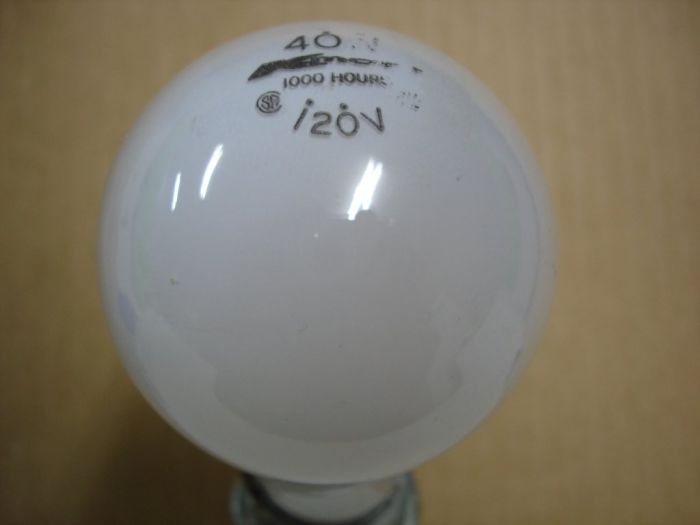 K-Mart 40W
Here's a K-Mart branded 40W incandescent which is made by GE.
Voltage: 120v
Lamp life: 1000 hours
Filament: CC-6
Lamp shape: A19
Made in: Canada
Base: Medium E26 Aluminum
Keywords: Lamps