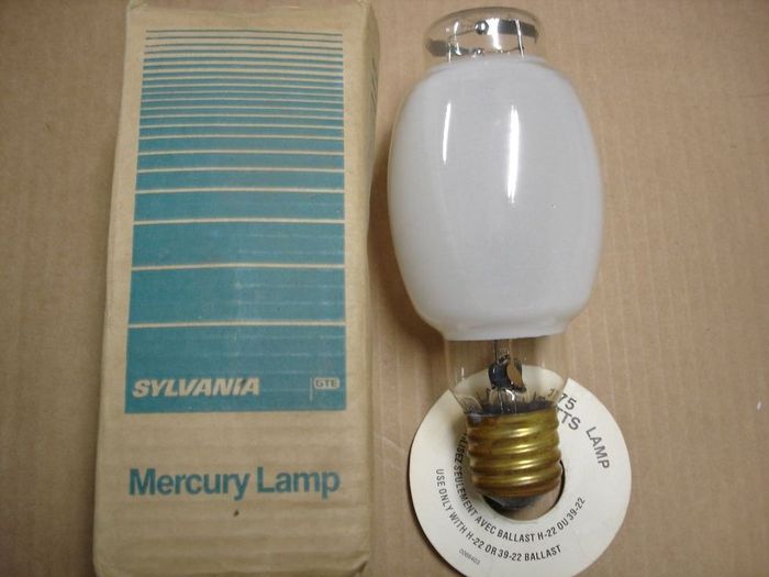 Sylvania 175W Mercury Vapour
Here's a Sylvania Canada 175W mercury vapour.
Keywords: Lamps