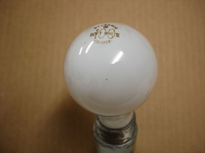 Sylvania 100W
Here's a Sylvania 100W Soft White from the 70's - 80's.
Voltage: 115-125V
Current: 0.79A
Filament: CC-8
Lamp shape: A19

Keywords: Lamps