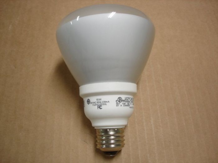 GE 15W CFL Flood
Here is a GE 15W Compact fluorescent  R30 soft white flood lamp.
Voltage: 120V
Current: 230 mA
Lumens: 750
Lamp life: 10000 hours
Lamp shape: R30
Made in: China
Colour temp: 2700K
Base: Medium E26
CRI: 82
Keywords: Lamps