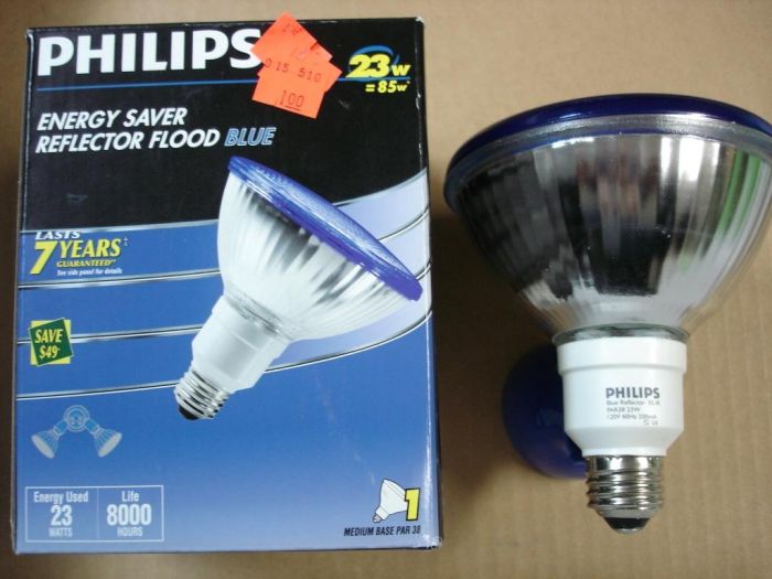 Philips 23W CFL Flood
Here is a Philips 23W = 85W coloured compact fluorescent reflector flood lamp.Has a reliable operating range of -10F/-20C to 140F/60C.
Voltage: 120V
Current: 200mA
Date: July. 2008
Lamp life: 8000 hours
Lamp shape: PAR38
Made in: China
Base: Medium E26
Keywords: Lamps