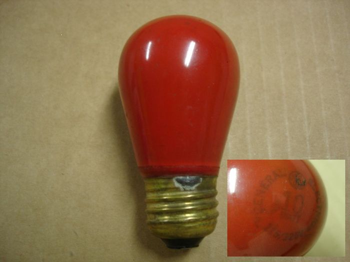 GE 10W Red
Here's a GE 10W red S14 shaped lamp.
Voltage: 115-125V
Current: 0.08A
Date: 70's to early 80's
Filament: C-9
Lamp shape: S14
Base: Medium E26 Brass
Keywords: Lamps
