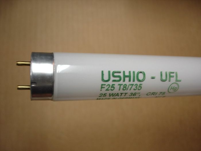 USHIO F25T8
Here is a USHIO-UFL F25T8 25W 36" neutral white fluorescent lamp.

CRI: 75
Made in: Germany
Keywords: Lamps