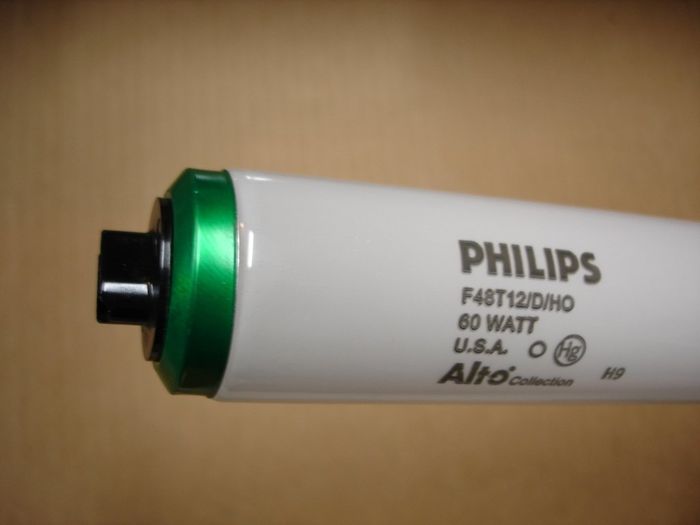 Philips Alto F48T12 H.O.
Here is a Philips Alto 60W F48T12 high output daylight fluorescent lamp.


CRI: 79
Made in: USA
Keywords: Lamps