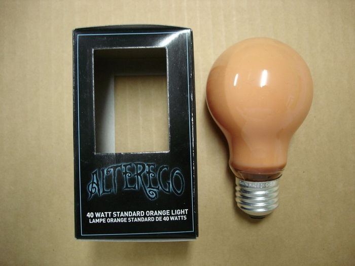 ALTEREGO 40W
Here is a ALTEREGO 40W orange incandescent lamp.
Keywords: Lamps