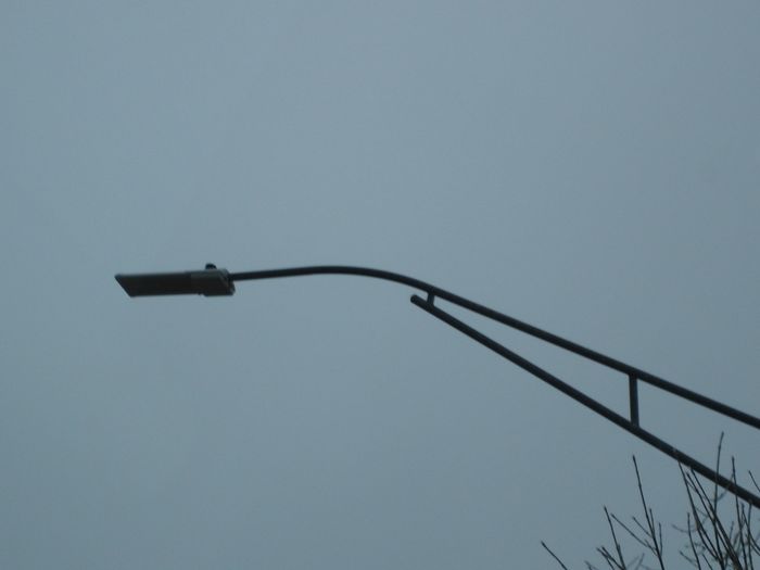 LED Streetlight
Here is a pic of a LED streetlight on a truss arm.
Keywords: American_Streetlights