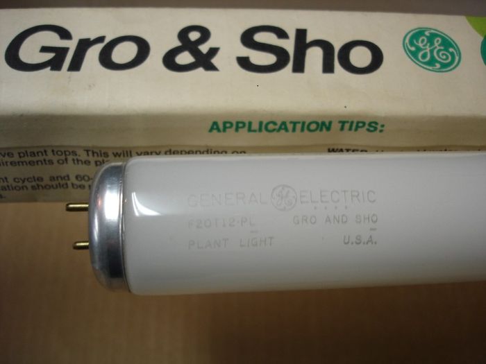 GE Gro And Sho
Here is a GE 20W Gro and Sho fluorescent plant light.

 
Made in: USA
Keywords: Lamps