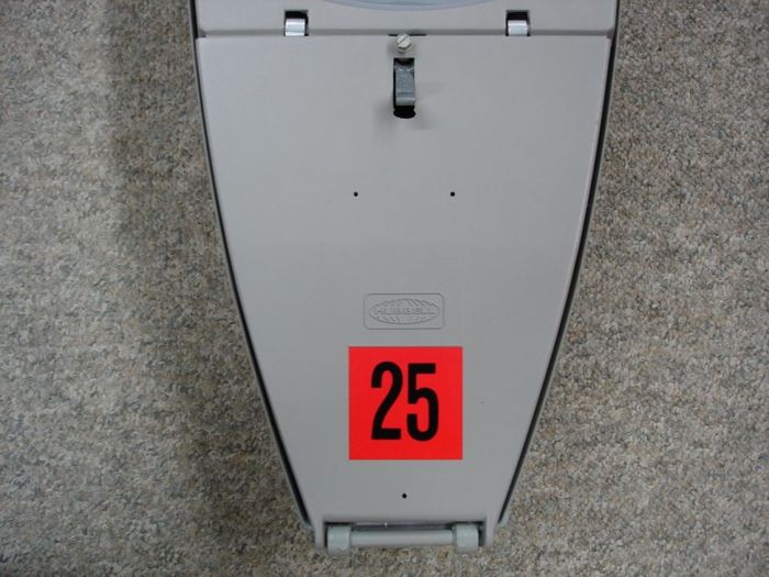 Hubbell RM Series Door
Here ya go Mike.A pic of the Hubbell RM door and NEMA tag.
Keywords: American_Streetlights