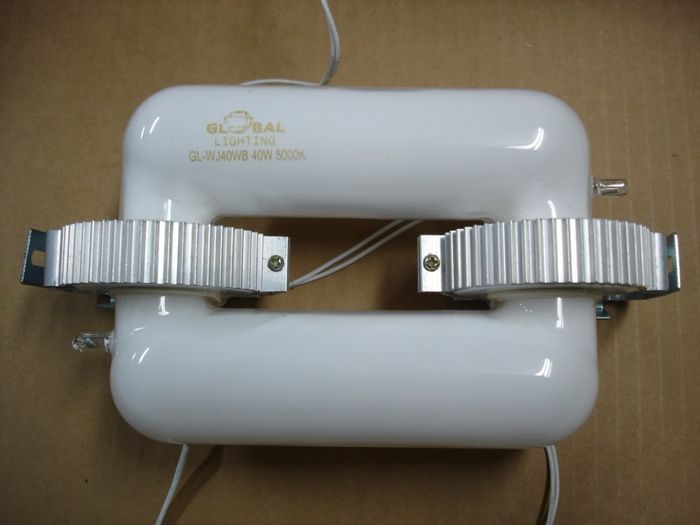Global Lighting Induction Lamp
Here is a Global Lighting 40W 5000K induction lamp less the frequency generator.
Keywords: Lamps