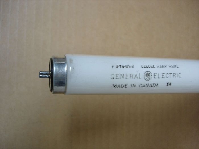 GE F15T8
Here is a GE Canada F15T8 Deluxe Warm White fluorescent lamp.

Made in: Canada

Manufactured:

CRI: 52
Keywords: Lamps