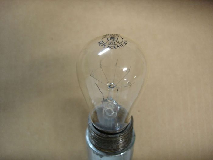 GE 11W
Here is a clear GE 11W group replacement sign lamp.


Keywords: Lamps