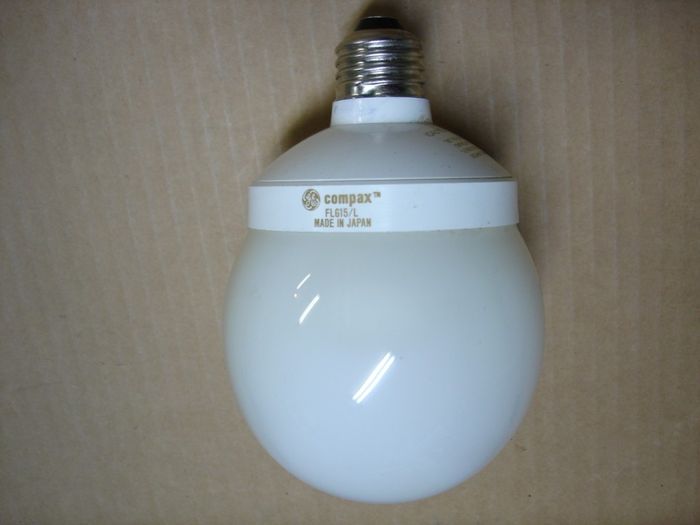 GE Compax 15W
Here is a GE Compax globe 15W warm white compact fluorescent lamp.

Made in: Japan

Manufactured: Circa 90's? 

CRI: 82
Keywords: Lamps