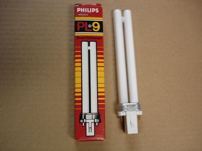 Philips PL 9
Here is a Philips PL 9W warm white compact fluorescent lamp.

Made in: Mexico

Manufactured: March 1988
Keywords: Lamps