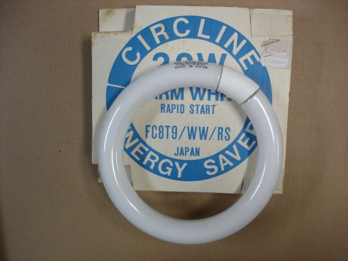 Circline 22W
Here is 22W Circline Energy Saver warm white fluorescent lamp. Is this a GE lamp?

Made in: Japan
Keywords: Lamps