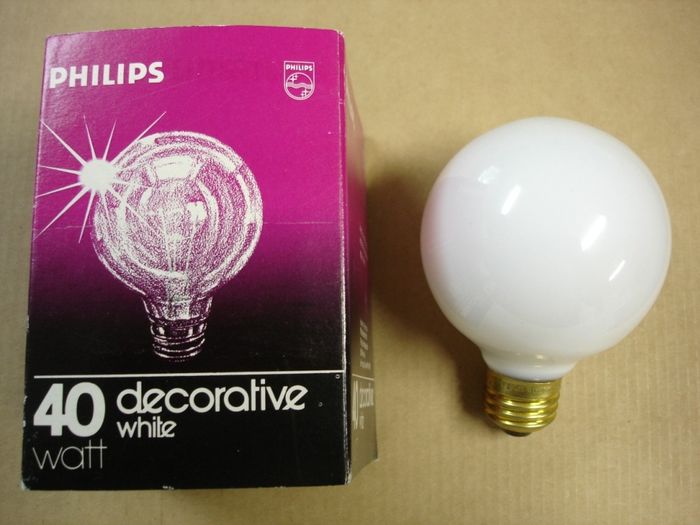 Philips 40W Globe
Here is an NOS Philips 40W decorative white incandescent globe lamp.

Made in: Korea
Keywords: Lamps