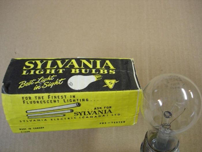 Sylvania Canada 40W
Here's a nice NOS Sylvania Electric Canada 40W clear Range/Oven lamp.

Made in: Canada

Manufactured: 
Keywords: Lamps
