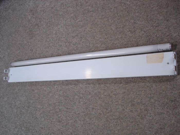Sylvania GTE 2-Lamp Strip
Here is a Sylvania GTE four foot,two lamp fluorescent fixture.

Made in: Canada

Manufactured: Circa 1991

Total wattage: 93W
Keywords: Indoor_Fixtures