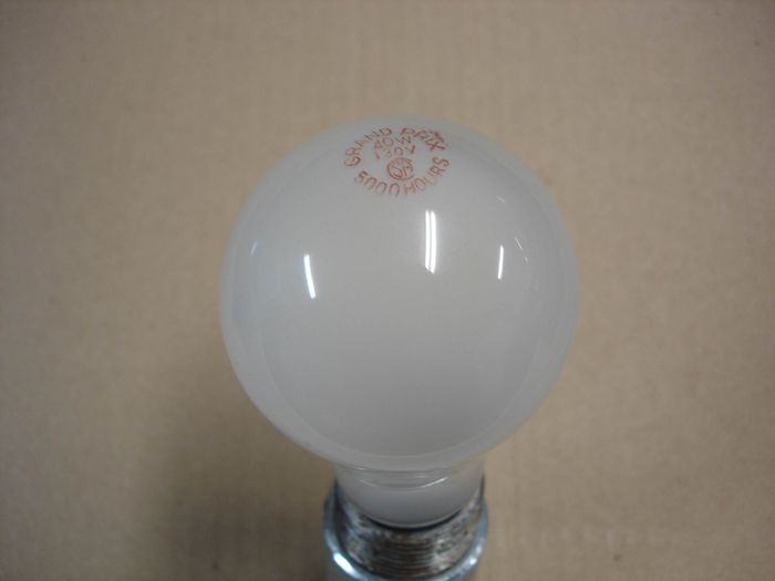 Grand Prix 40W
Here is a Grand Prix 40W frosted long life incandescent lamp.

Made in: Korea
Keywords: Lamps