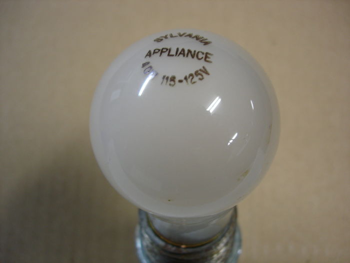 Sylvania 40W
Here's a Sylvania 40W frosted appliance lamp.
Keywords: Lamps
