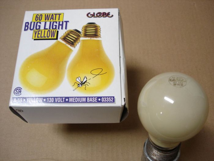 Globe 60W Bug Light
Here is a pack of Globe 60W Bug Light incandescent lamps.

Made in: China

Manufactured: Sept. 98
Keywords: Lamps