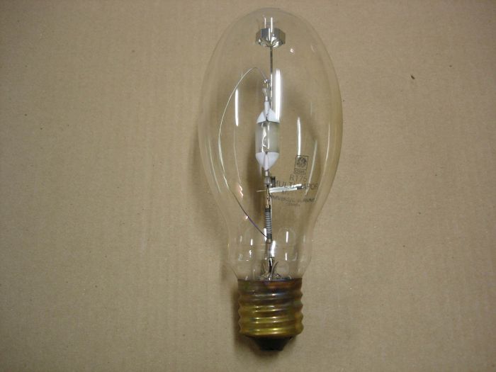 CGE 175W Metal Halide
Here is a Canadian General Electric clear 175W Multi-Vapor metal halide lamp from the late 80's.

Made in: Canada

Manufactured: Date code 1 5    ~ 1988/89  

CRI: 65
Keywords: Lamps