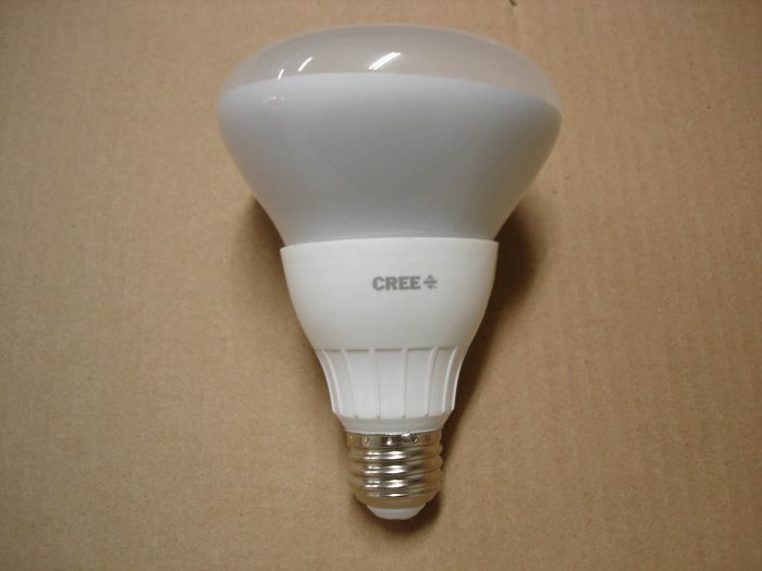CREE 9W LED
A CREE 9W dimmable warm white flood lamp.

Manufactured: July 2015

CRI: 80
Keywords: Lamps