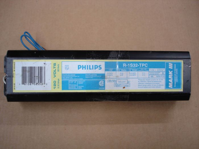 Philips Fluorescent Ballast
Here is a Philips Canada fluorescent ballast for one F32T8 or F25T8.

Manufactured: Sept. 1998
Keywords: Gear
