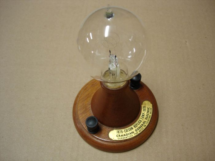 Canadian General Electric Replica Lamp
A cool find,a Canadian General Electric 1879 Edison replica lamp.

Made in: Canada

Manufactured: 1979? 
Keywords: Lamps
