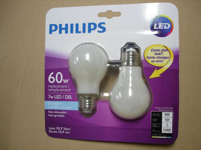 Philips 7W LED
Here is a package of Philips 7W daylight "classic glass look" non-dimmable LED lamps.

Made in: China

CRI: 80
Keywords: Lamps