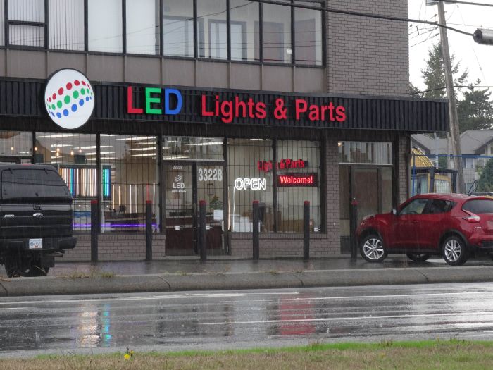 LED Lights Store
I noticed recently a LED light store in town, I will have to check it out one of these days.
Keywords: Miscellaneous