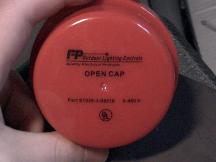 Clear pic of my OPEN CAP.
Hope you can read this. Made by Fisher Peirce, 2006
