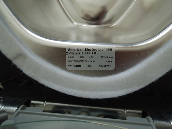 AEL 325 PowerPad 310 HPS FCO
Label. Made less than 2 weeks ago.
Keywords: American_Streetlights