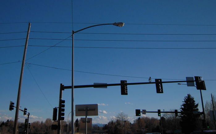 M-400 Split door? A1? And a traffic signal.
On Wadsworth.
Keywords: American_Streetlights