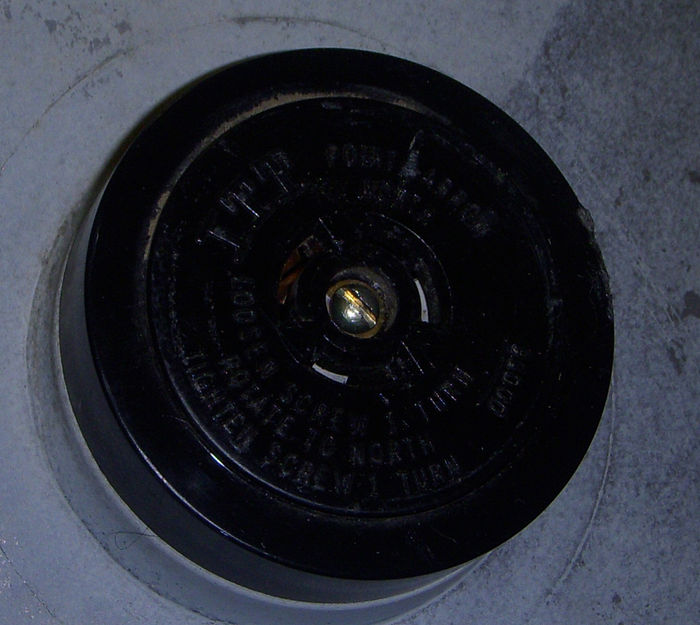 Photocell socket.
Here is the writing on the photocell socket.
Keywords: American_Streetlights