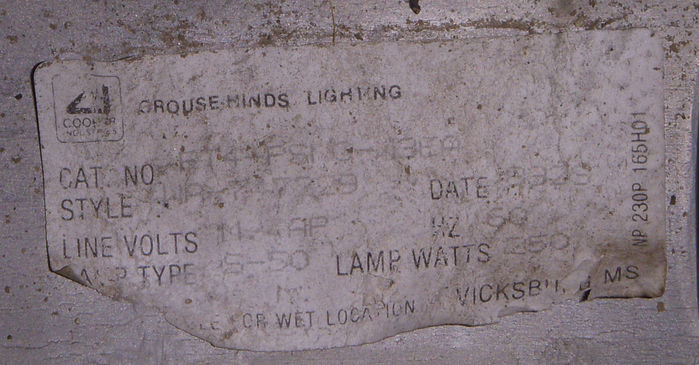 Crouse-Hinds label.
Here is the label of the fixture, Shows the date which is 1983, and it also says "Cooper" on the small bit. Hard to see but on my OVM fried ballast it says the same thing and it CLEARLY says "Cooper"
Keywords: American_Streetlights