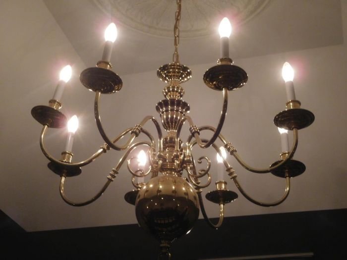 Funeral Home Chandelier
From the Kraw-Kornack Funeral Home
Keywords: Misc_Fixtures